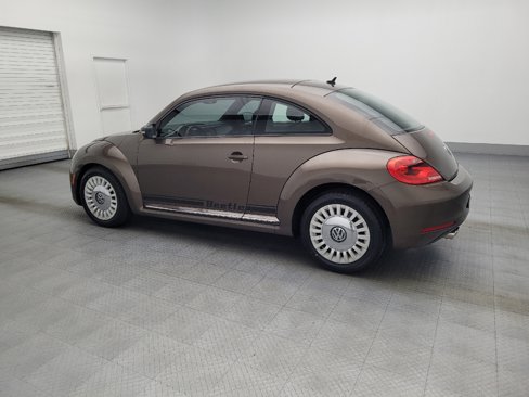 Used 2013 Volkswagen Beetle 2.5 image 3