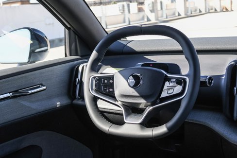 New 2025 Volvo EX30 Ultra w/ Climate Package image 17