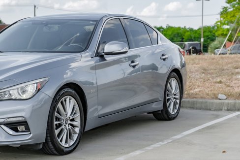Used 2018 INFINITI Q50 Luxe image 9