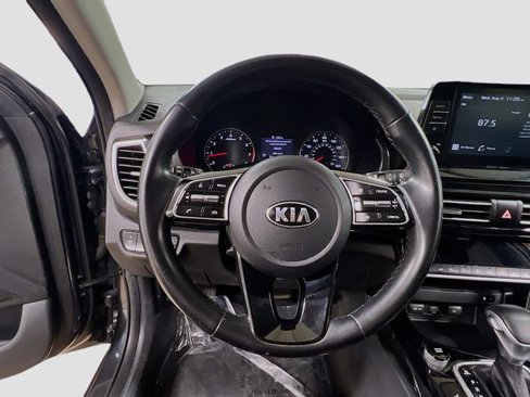 Certified 2021 Kia Seltos EX image 11