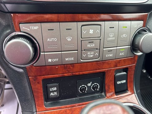 Used 2013 Toyota Highlander Limited image 24