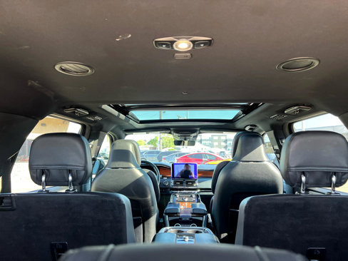 Used 2018 Lincoln Navigator Reserve w/ Technology Package image 8