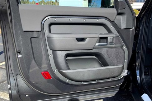 New 2025 Land Rover Defender 90 S image 11