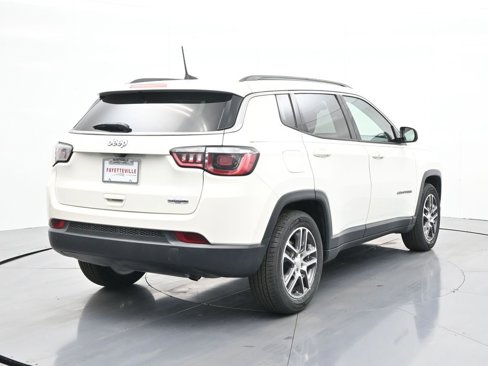 Used 2020 Jeep Compass Latitude w/ Popular Equipment Group image 6