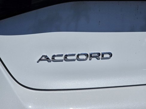 Used 2023 Honda Accord EX image 12