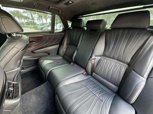 Used 2018 Lexus LS 500 image 31