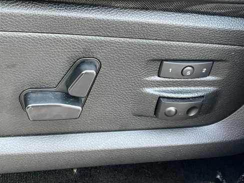 Used 2013 RAM 1500 Laramie w/ Convenience Group image 29