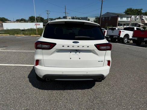 Certified 2023 Ford Escape ST-Line Elite image 5
