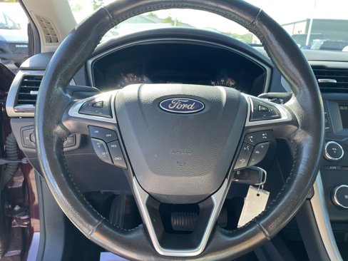 Used 2013 Ford Fusion SE image 22