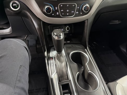 Used 2019 Chevrolet Equinox Premier image 29