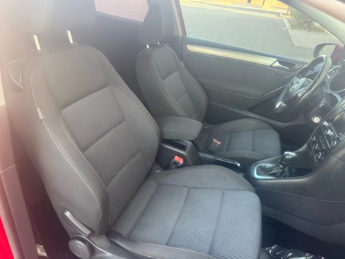 Used 2012 Volkswagen Golf TDI image 16