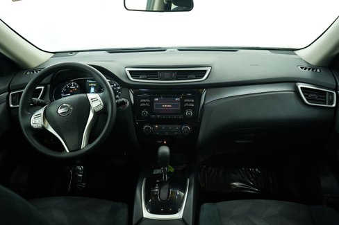 Used 2016 Nissan Rogue SV image 13
