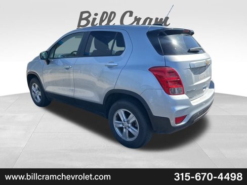 Used 2022 Chevrolet Trax LS w/ Tint and Cruise Package image 5