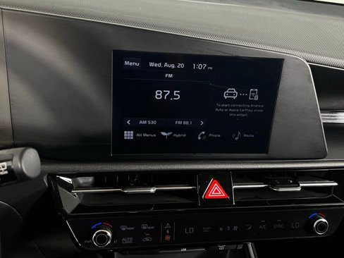 Used 2023 Kia Niro LX image 19