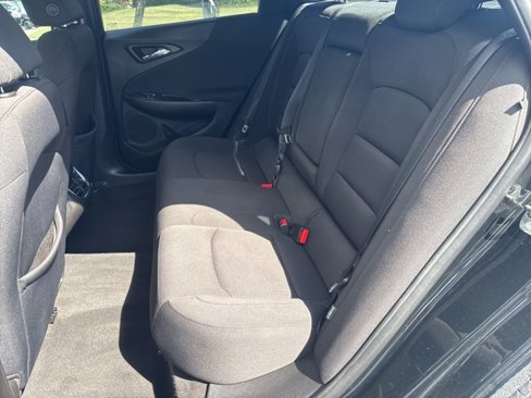 Used 2018 Chevrolet Malibu LT image 10