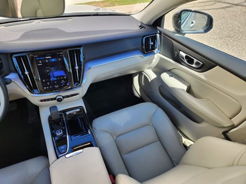 Certified 2024 Volvo S60 T8 Core w/ Climate Package image 12