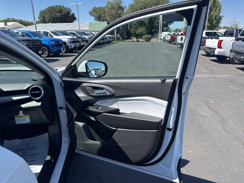 New 2025 Chevrolet Trax LT w/ LT Convenience Package image 37