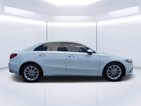 Used 2019 Mercedes-Benz A 220 image 2
