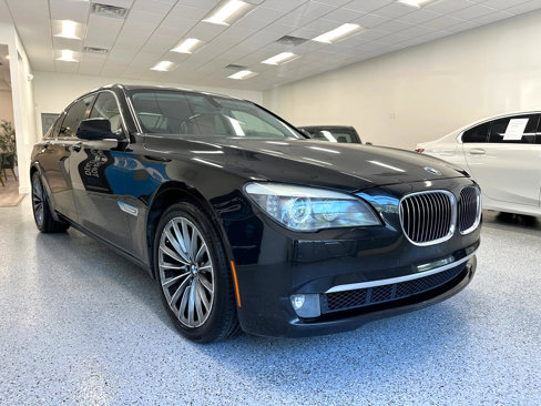 Used 2011 BMW 740Li image 9
