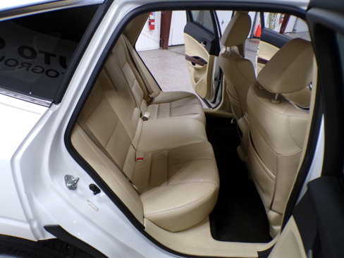 Used 2011 Honda Crosstour EX-L image 14