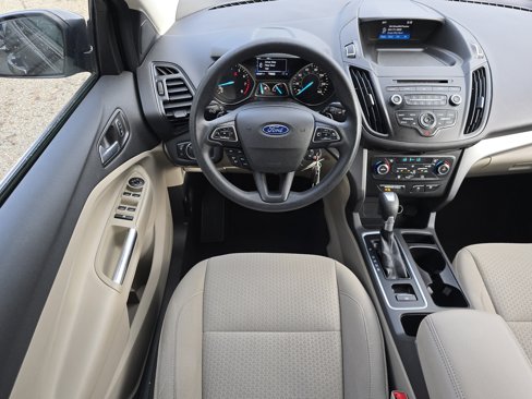 Used 2017 Ford Escape SE image 18