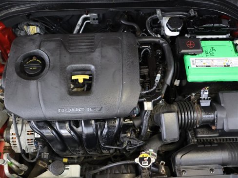 Used 2020 Hyundai Elantra SE image 26