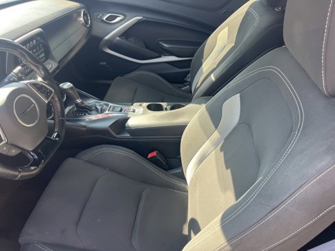 Used 2016 Chevrolet Camaro LT w/ RS Package image 9