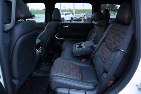 New 2026 Nissan Armada Platinum w/ Convenience Package image 10