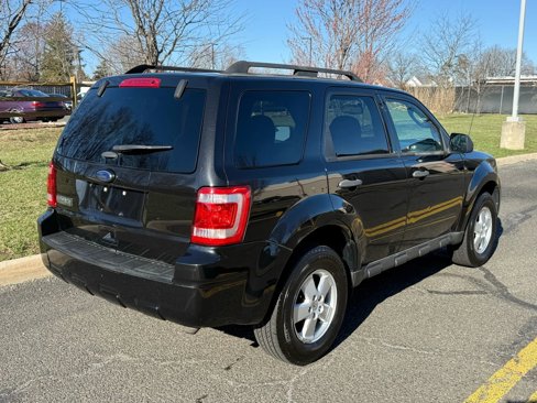 Used 2011 Ford Escape XLT image 7