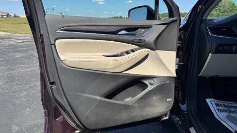 Used 2018 Buick Enclave Premium image 9