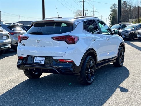 New 2025 Buick Encore GX Sport Touring image 6