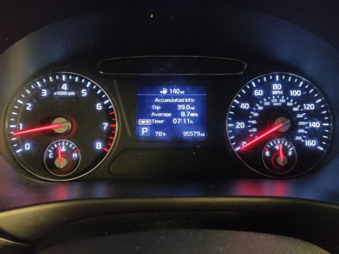 Used 2020 Kia Sorento LX image 23