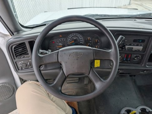 Used 2005 Chevrolet Silverado 1500 W/T image 7