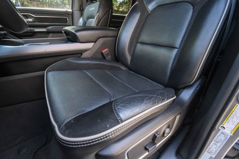 Used 2024 RAM 1500 Laramie image 52