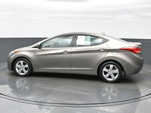 Used 2013 Hyundai Elantra GLS image 3