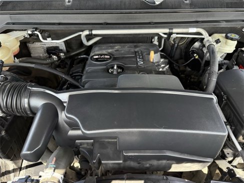 Used 2016 GMC Canyon SLE image 31