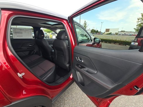 New 2025 Nissan Kicks SR w/ SR Premium Package image 13