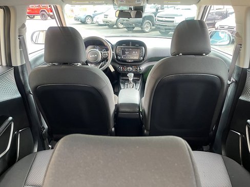 Used 2024 Kia Soul LX w/ Option Group 015 image 18