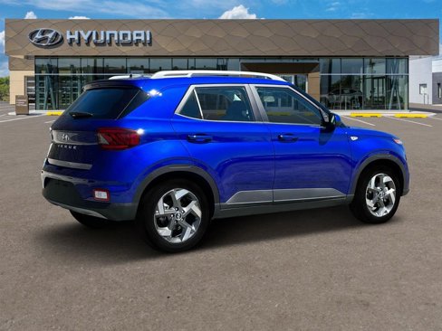 New 2024 Hyundai Venue SEL image 8