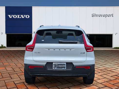 New 2026 Volvo XC40 B5 Plus w/ Protection Package Premier image 5