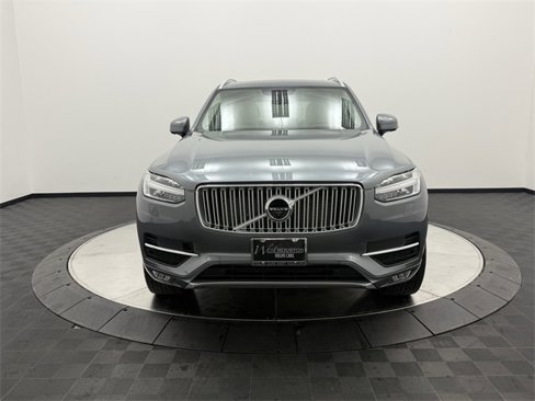 Used 2017 Volvo XC90 T6 Inscription w/ Vision Package image 2