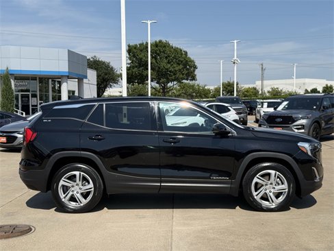 Used 2018 GMC Terrain SLE image 3