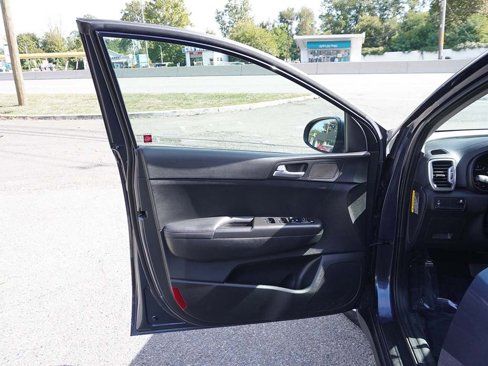 Used 2019 Kia Sportage LX w/ LX Popular Package image 19