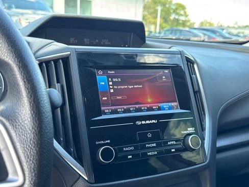 Used 2019 Subaru Crosstrek 2.0i w/ Eyesight System image 17