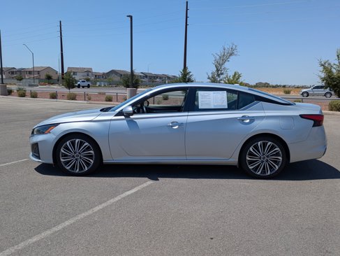 Used 2023 Nissan Altima 2.5 SL image 2