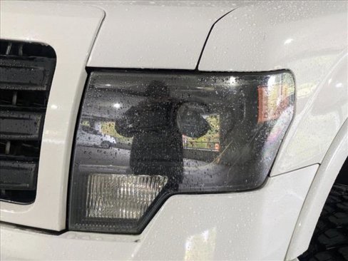 Used 2014 Ford F150 FX4 w/ Equipment Group 402A Luxury image 9