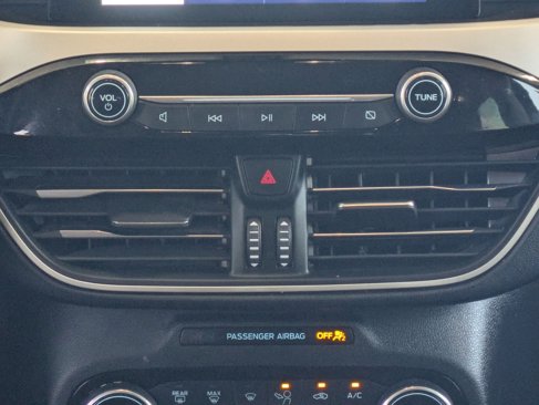 Used 2021 Ford Escape SE image 29