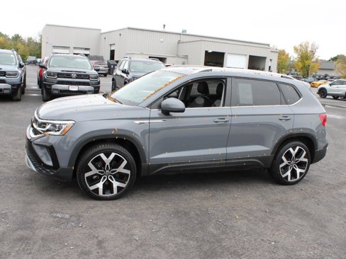 Used 2022 Volkswagen Taos SEL image 5
