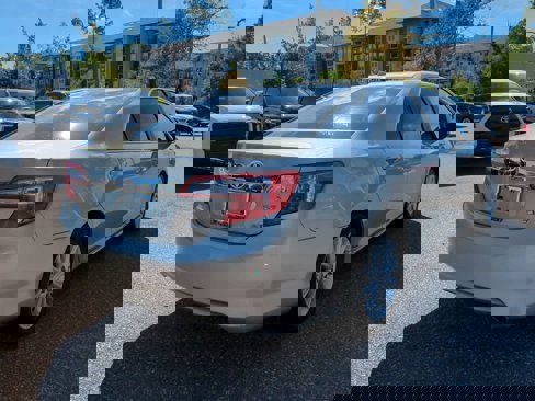 Used 2014 Toyota Camry XLE image 6