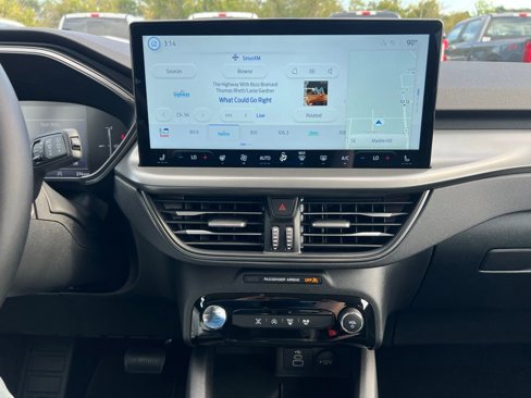 New 2025 Ford Escape Active image 26